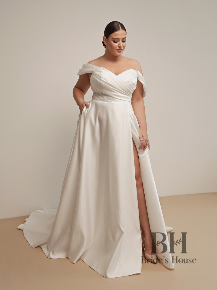 Off the shoulder wedding dress "Hillary"