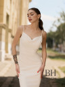Dress with an open back "Layla"