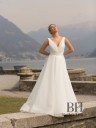 Spectacular wedding dress "Mia"