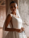 Guipure dress with train “Antalya”