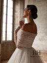 Wedding dress with a removable cape “Brooklyn”