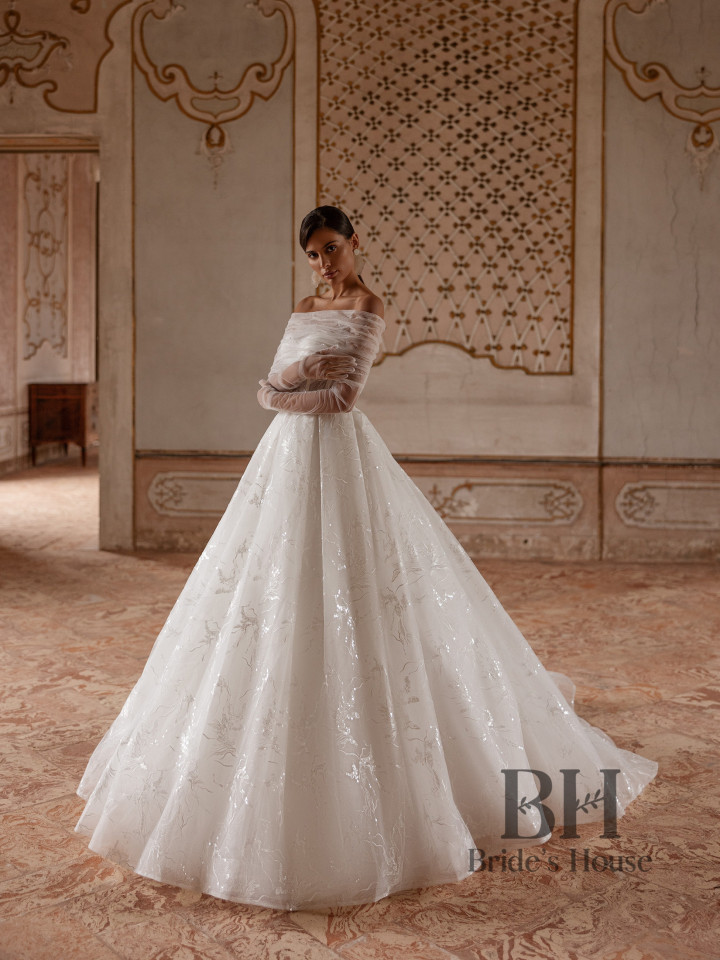 Wedding dress with a draped cape “Chloe”