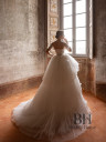 Lush wedding dress with corrugation “Sacura”