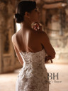 Wedding dress with detachable cape “Sicilia”