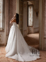 Stylish wedding dress decorated with 3D flowers "Valentino"