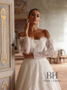 Wedding dress with train and detachable sleeves “Verona”
