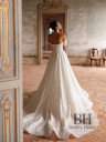 Wedding dress with train and detachable sleeves “Verona”